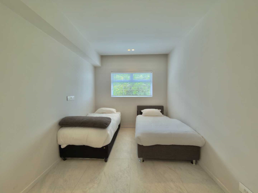 To Let 2 Bedroom Property for Rent in Sea Point Western Cape